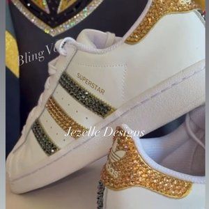Message to order CUSTOM ADIDAS